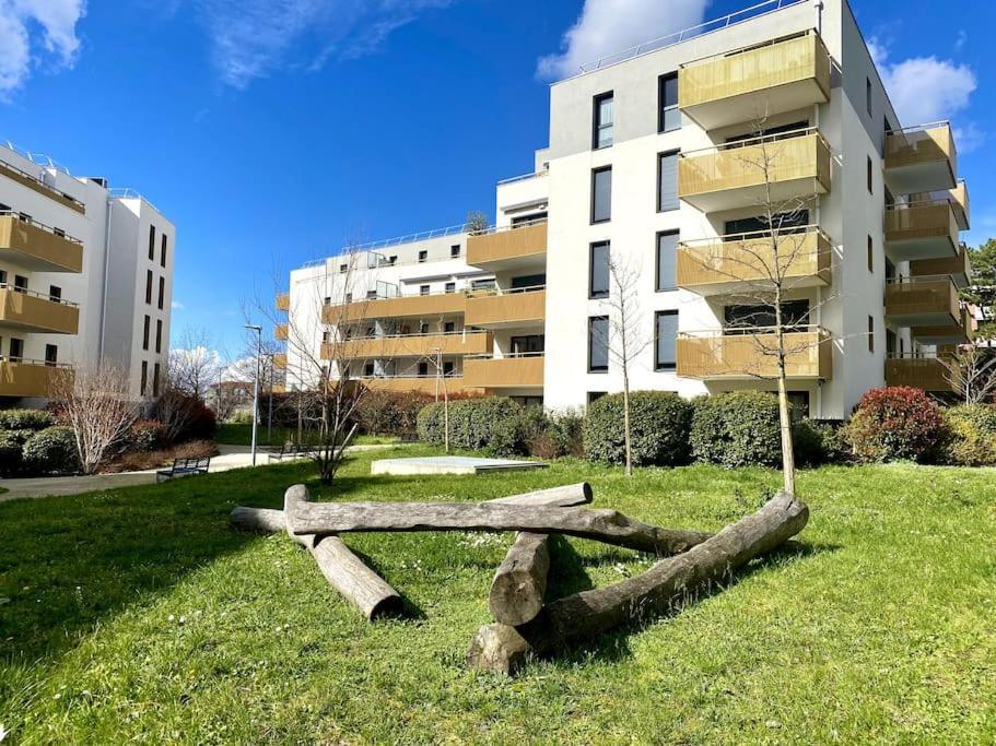 Apartamento "Haven" Saint-Priest  Exterior foto